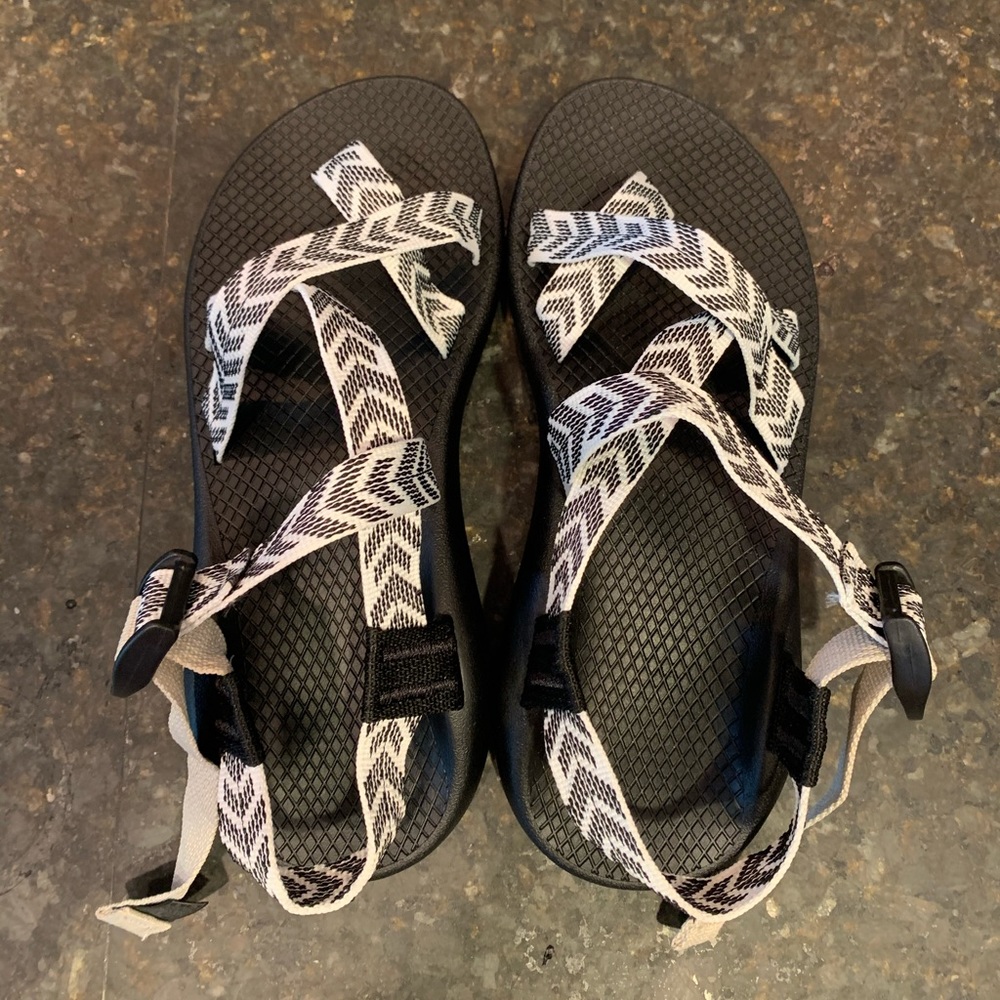 NWOT Chaco’s Toe Sandals